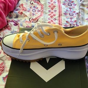 Converse platform sneakers